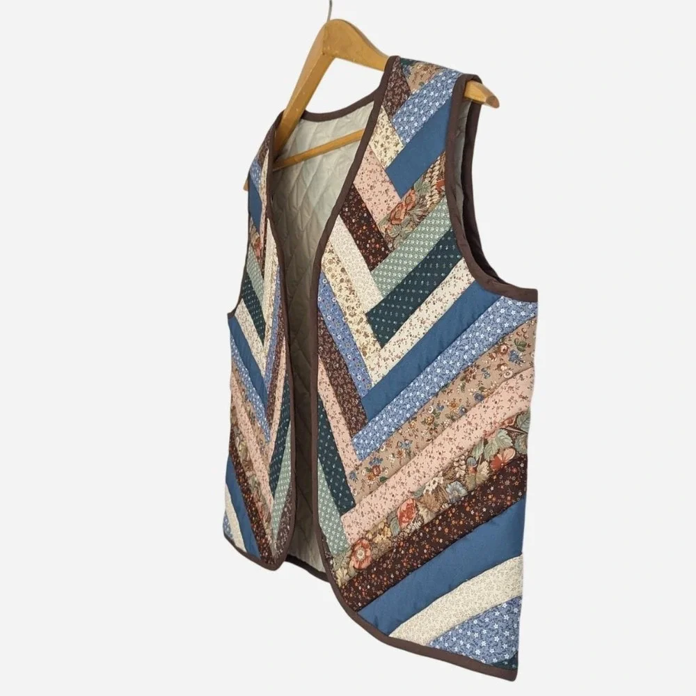 Vintage Handmade Quilted Patchwork Calico Vest Cottagecore Large